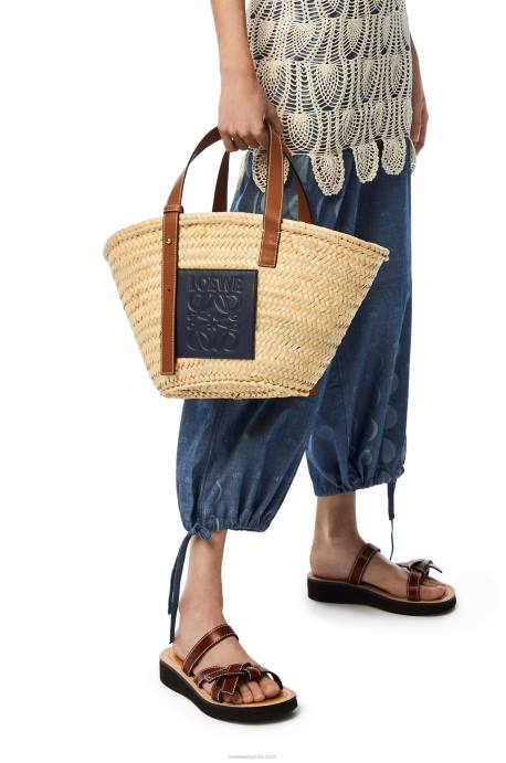 Loewe mujer bolso basket en hoja de palma y piel de becerro LP6482 natural/océano