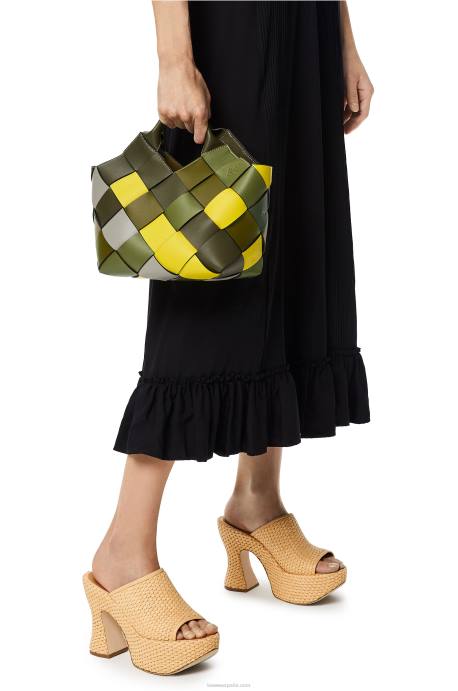 Loewe mujer bolso basket pequeño excedente de cuero tejido en piel de becerro clásica LP64103 verde