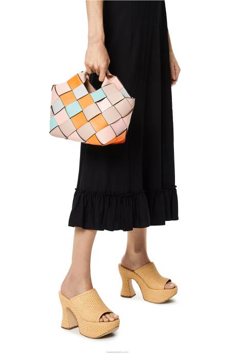 Loewe mujer bolso basket pequeño sobrante tejido de piel de becerro LP64105 albaricoque/oro