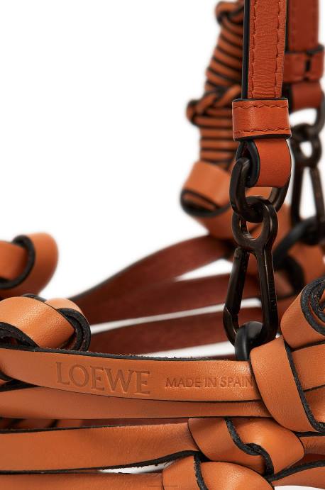 Loewe mujer bolso bombonera con flecos de piel de becerro LP64185 broncearse