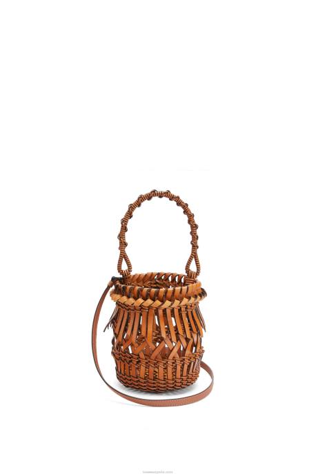 Loewe mujer bolso bombonera pequeño con flecos de piel de becerro LP64177 broncearse