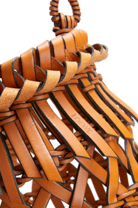 Loewe mujer bolso bombonera pequeño con flecos de piel de becerro LP64177 broncearse