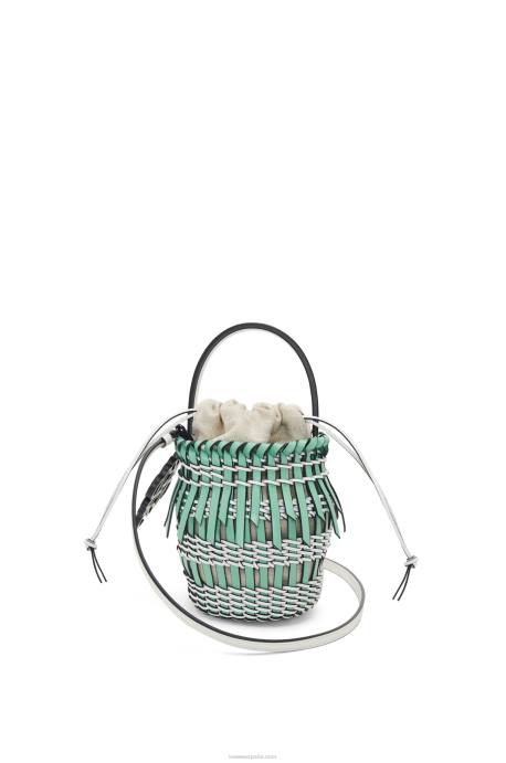 Loewe mujer bolso bombonera pequeño con flecos de piel de becerro LP6487 menta fresca/blanco suave