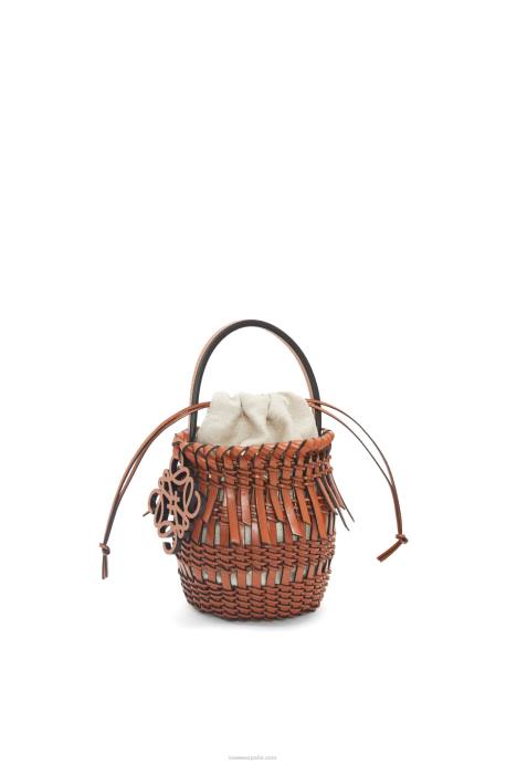 Loewe mujer bolso bombonera pequeño con flecos de piel de becerro LP6489 broncearse