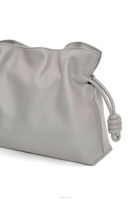 Loewe mujer bolso de mano flamenco de piel de becerro napa LP64358 Perla gris