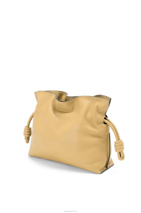 Loewe mujer bolso de mano flamenco de piel de becerro napa LP64363 mantequilla oscura