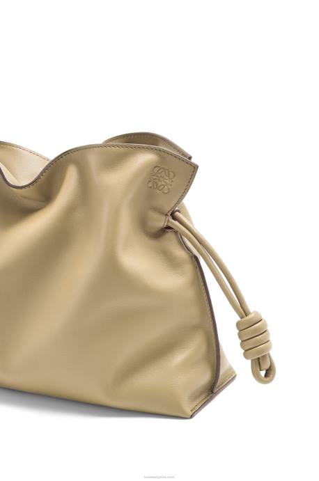 Loewe mujer bolso de mano flamenco de piel de becerro napa LP64424 arcilla verde