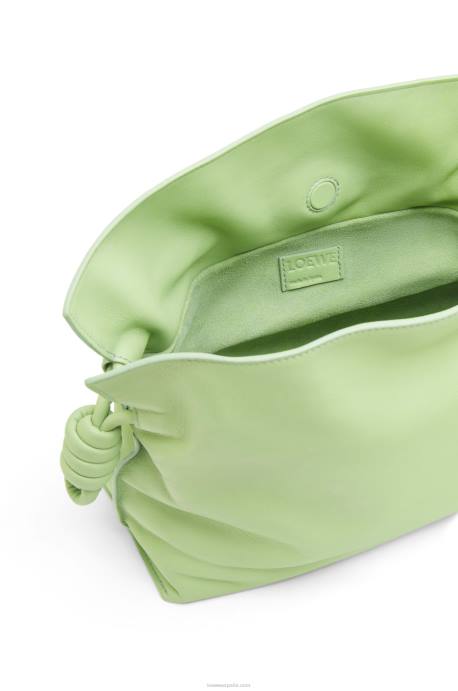 Loewe mujer bolso de mano flamenco de piel de becerro napa LP64532 esmalte verde lima