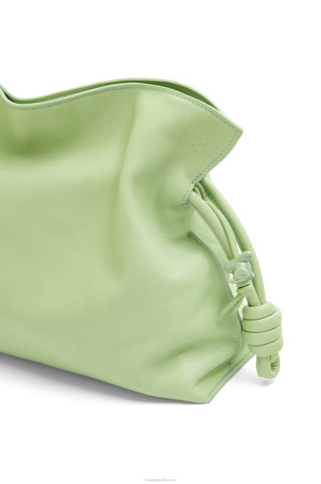 Loewe mujer bolso de mano flamenco de piel de becerro napa LP64532 esmalte verde lima
