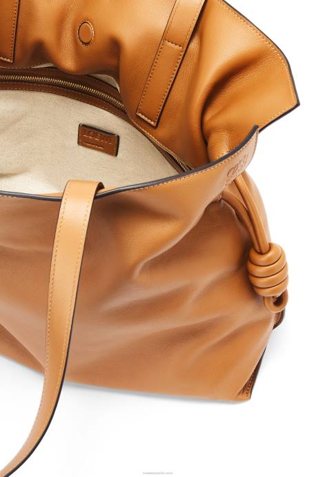 Loewe mujer bolso de mano flamenco grande de piel de becerro napa LP64425 cálido desierto