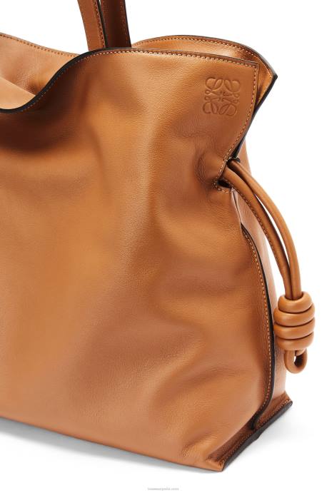 Loewe mujer bolso de mano flamenco grande de piel de becerro napa LP64425 cálido desierto