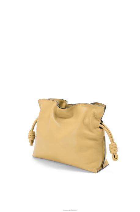 Loewe mujer bolso de mano mini flamenco de piel de becerro napa LP64208 mantequilla oscura