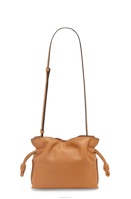 Loewe mujer bolso de mano mini flamenco de piel de becerro napa LP64216 cálido desierto