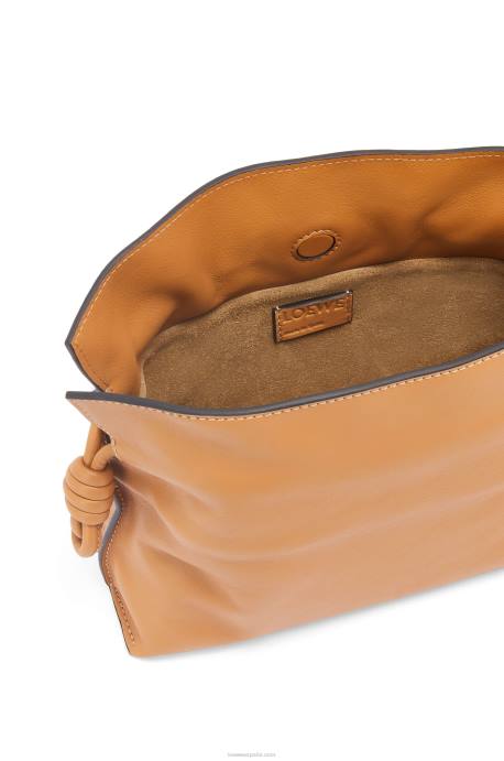 Loewe mujer bolso de mano mini flamenco de piel de becerro napa LP64216 cálido desierto