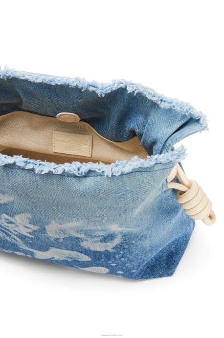 Loewe mujer clutch flamenco en denim LP64534 azul claro/marfil