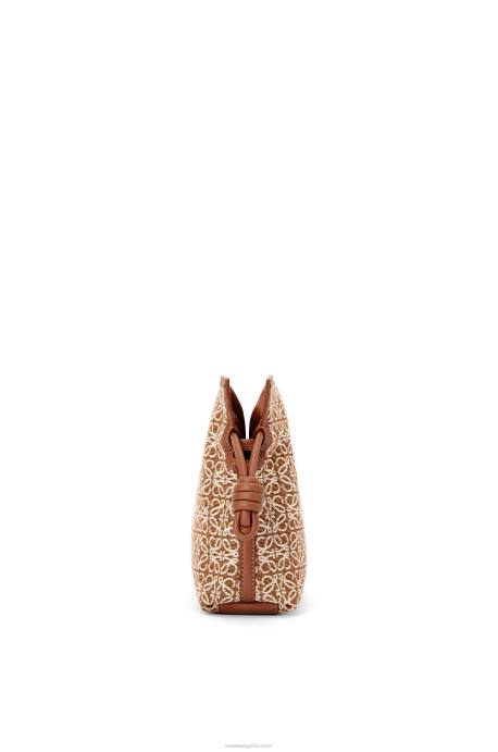 Loewe mujer mini clutch de flamenca en jacquard anagrama y piel bovina LP64310 bronceado/pacana