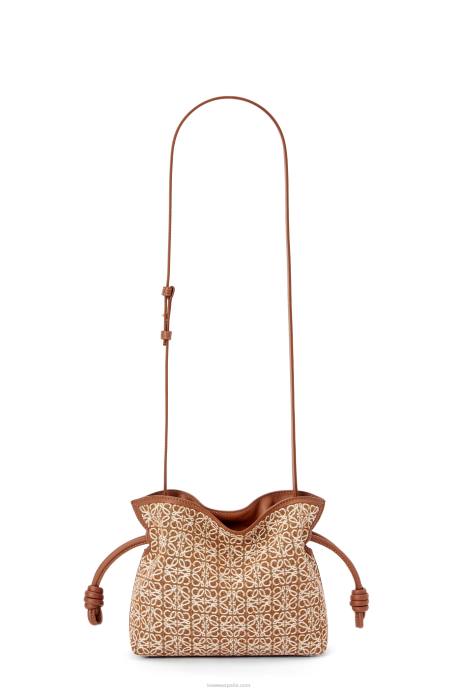 Loewe mujer mini clutch de flamenca en jacquard anagrama y piel bovina LP64310 bronceado/pacana