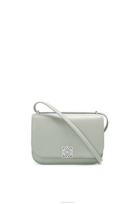Loewe mujer bolso goya en piel de becerro de seda LP64507 gris ceniza