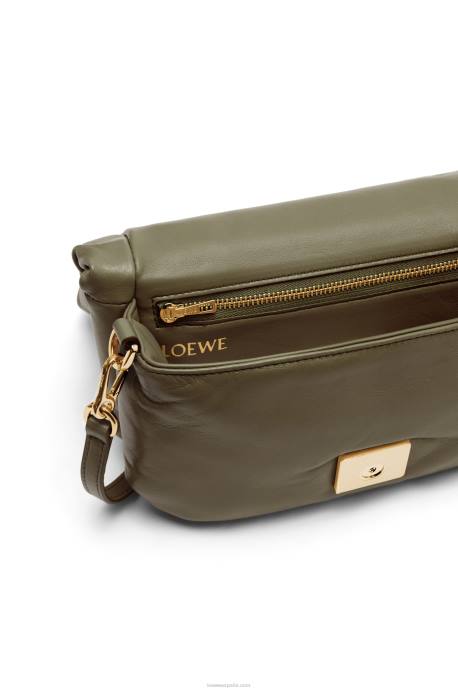 Loewe mujer bolso goya mini puffer de piel de cordero napa brillante LP64246 verde caqui oscuro