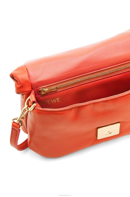 Loewe mujer bolso goya mini puffer de piel de cordero napa brillante LP64326 amanecer naranja