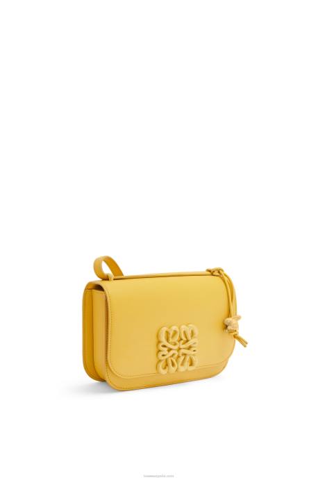 Loewe mujer bolso goya pequeño en piel de becerro de seda LP64263 glaseado amarillo pálido