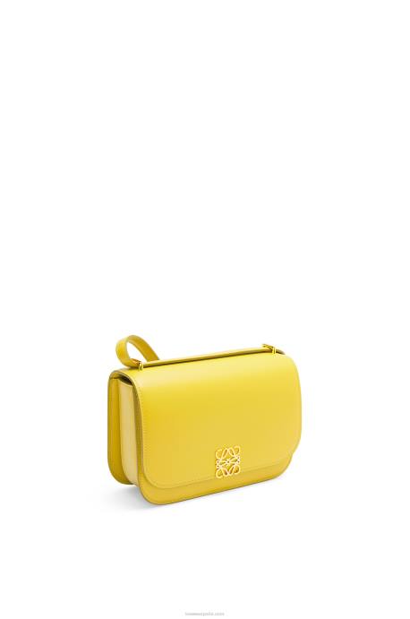 Loewe mujer bolso goya pequeño en piel de becerro de seda LP64304 amarillo