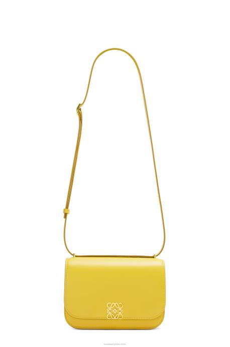Loewe mujer bolso goya pequeño en piel de becerro de seda LP64304 amarillo
