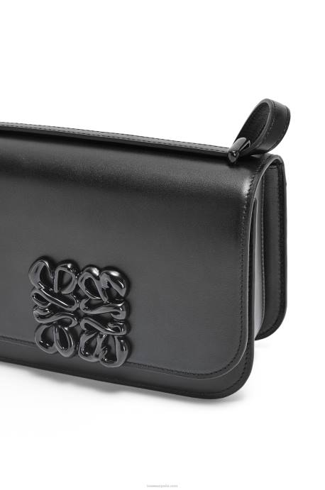 Loewe mujer bolso goya pequeño en piel de becerro de seda LP64456 negro