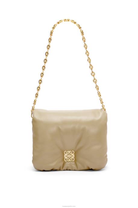 Loewe mujer bolso puffer goya de napa de cordero brillante LP64386 arcilla verde