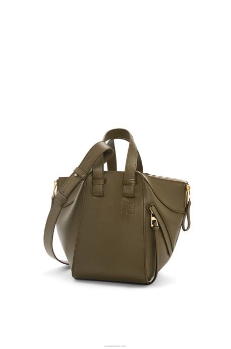 Loewe mujer bolso compacto hamaca en piel de becerro clásica LP64372 verde caqui oscuro