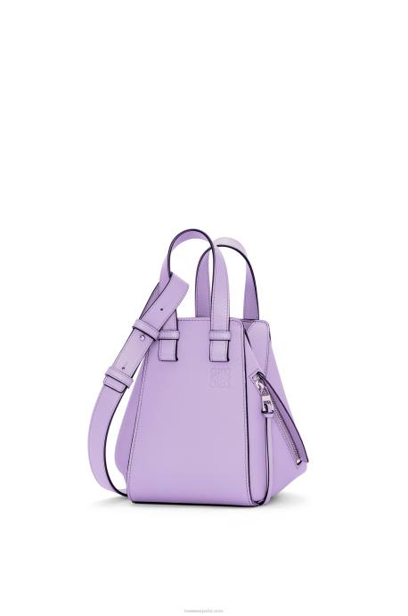 Loewe mujer bolso hamaca compacto de suave piel de becerro graneada LP64406 malva claro