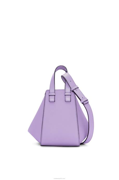 Loewe mujer bolso hamaca compacto de suave piel de becerro graneada LP64406 malva claro