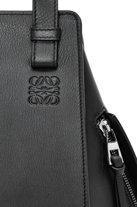 Loewe mujer bolso hamaca pequeño de piel de becerro clásica LP64341 negro