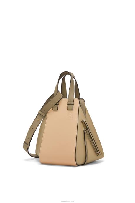 Loewe mujer bolso hamaca pequeño de piel de becerro clásica LP64440 verde arcilla/beige empolvado