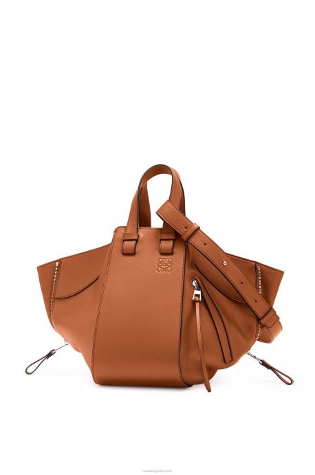 Loewe mujer bolso hamaca pequeño de piel de becerro clásica LP64469 broncearse