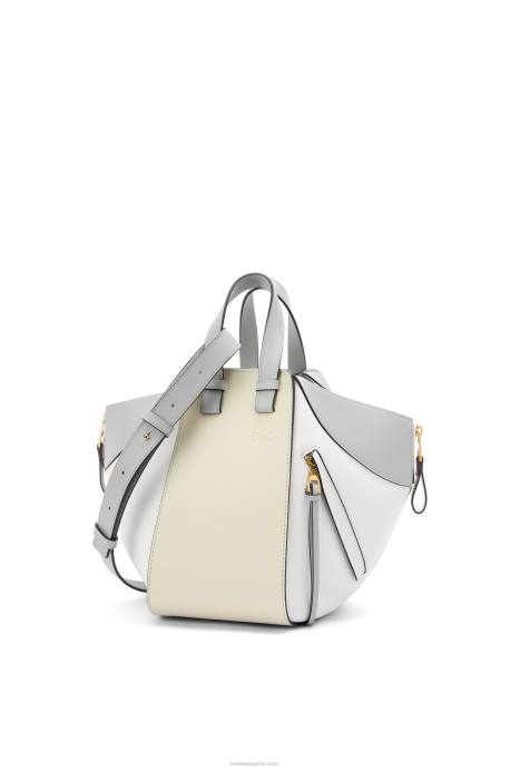 Loewe mujer bolso hamaca pequeño de piel de becerro clásica LP64514 gris ceniza/verde marmol