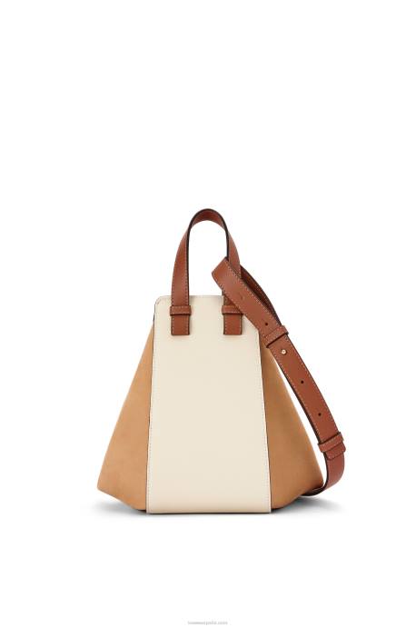 Loewe mujer bolso hamaca pequeño de piel de becerro clásica y ante LP64506 leche/desierto tibio