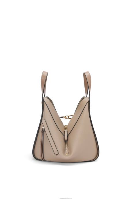 Loewe mujer bolso hamaca pequeño de suave piel de becerro graneada LP64477 arena