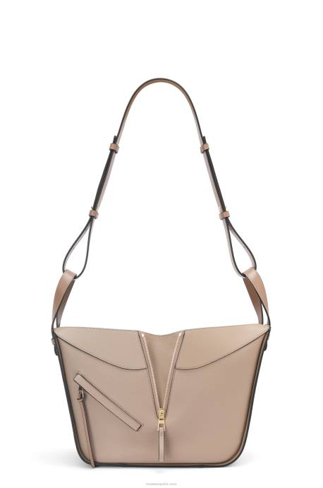 Loewe mujer bolso hamaca pequeño de suave piel de becerro graneada LP64477 arena