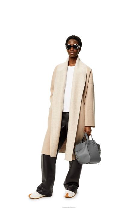 Loewe mujer bolso hamaca pequeño de suave piel de becerro graneada LP64502 gris asfalto