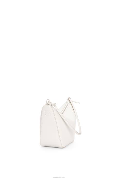 Loewe mujer bolso hobo mini hammock de piel de becerro clásica LP64324 blanco suave