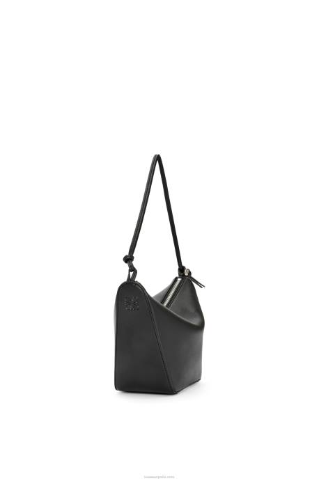 Loewe mujer bolso hobo mini hammock de piel de becerro clásica LP64329 negro