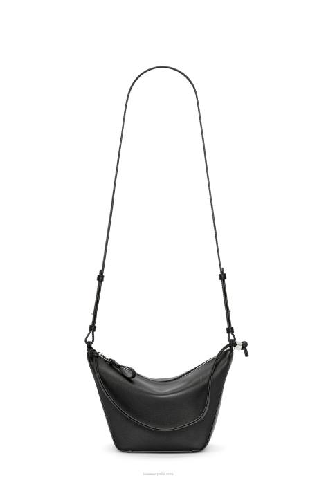 Loewe mujer bolso hobo mini hammock de piel de becerro clásica LP64329 negro