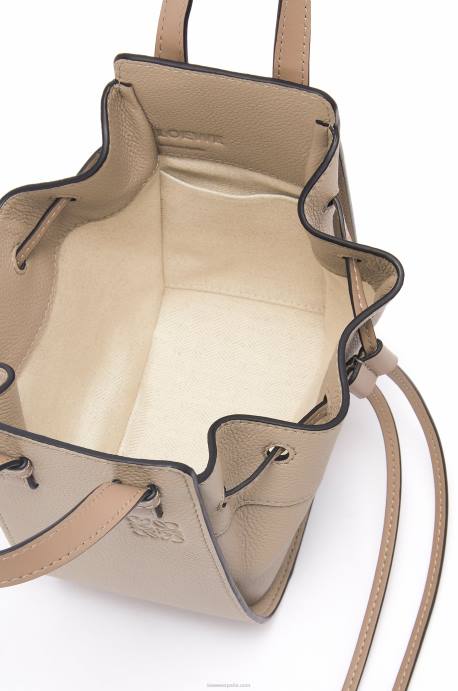 Loewe mujer mini hamaca con cordón de suave piel de becerro granulada LP64289 arena