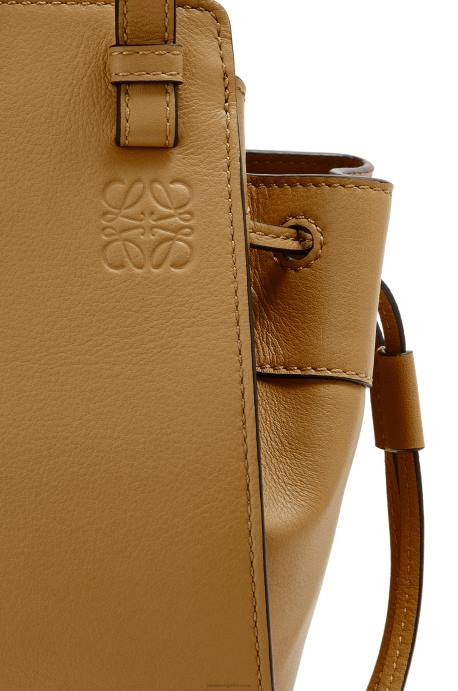 Loewe mujer mini hamaca con cordón en piel de becerro clásica LP64243 verde ocre