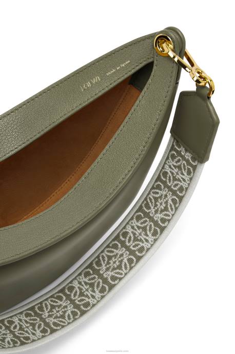 Loewe mujer Bolso luna pequeño de piel de becerro satinada y jacquard LP64474 aguacate verde