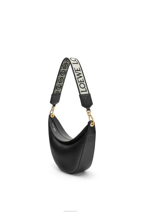 Loewe mujer Bolso luna pequeño de piel de becerro satinada y jacquard LP64484 negro