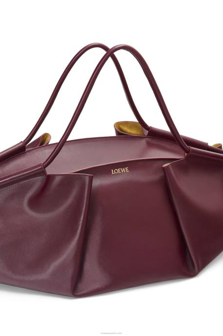 Loewe mujer Bolso xl paseo de piel de becerro napa brillante LP64415 borgoña