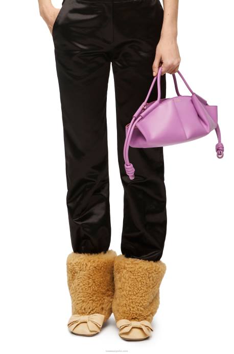 Loewe mujer bolso paseo pequeño de piel de becerro napa brillante LP64348 jara