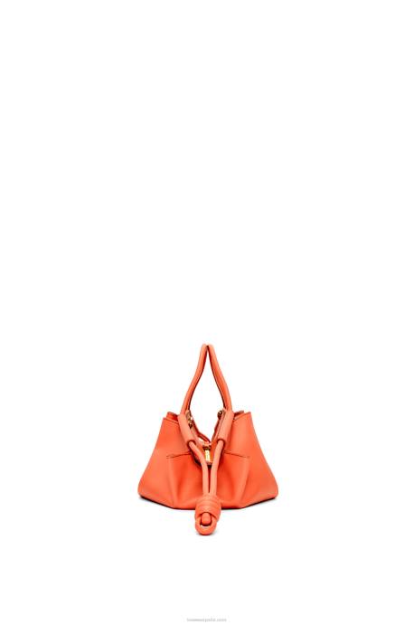 Loewe mujer bolso paseo pequeño de piel de becerro napa brillante LP64349 amanecer naranja